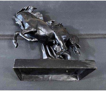 Скульптура "Конь с попоной". Чугун, литьё, Касли. Скульптор П.К Клодт. Середина 20 века. высота 40 см. (артикул №2870) - фото №3