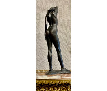 Минко В.М. Каталожная скульптура "Хранительница сна",2010г. Бронза. Высота 69 см. № 3052 (артикул №3052) - фото №3