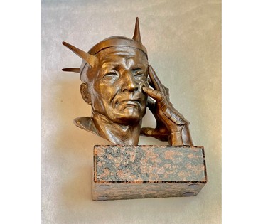 Минко В.М. Каталожная скульптура "Император", 2002г. Бронза, гранит. Высота 26 см. № 3053 (артикул №3053) - фото №1