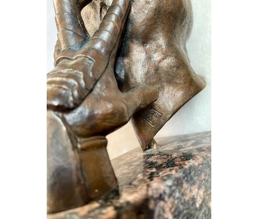 Минко В.М. Каталожная скульптура "Император", 2002г. Бронза, гранит. Высота 26 см. № 3053 (артикул №3053) - фото №4